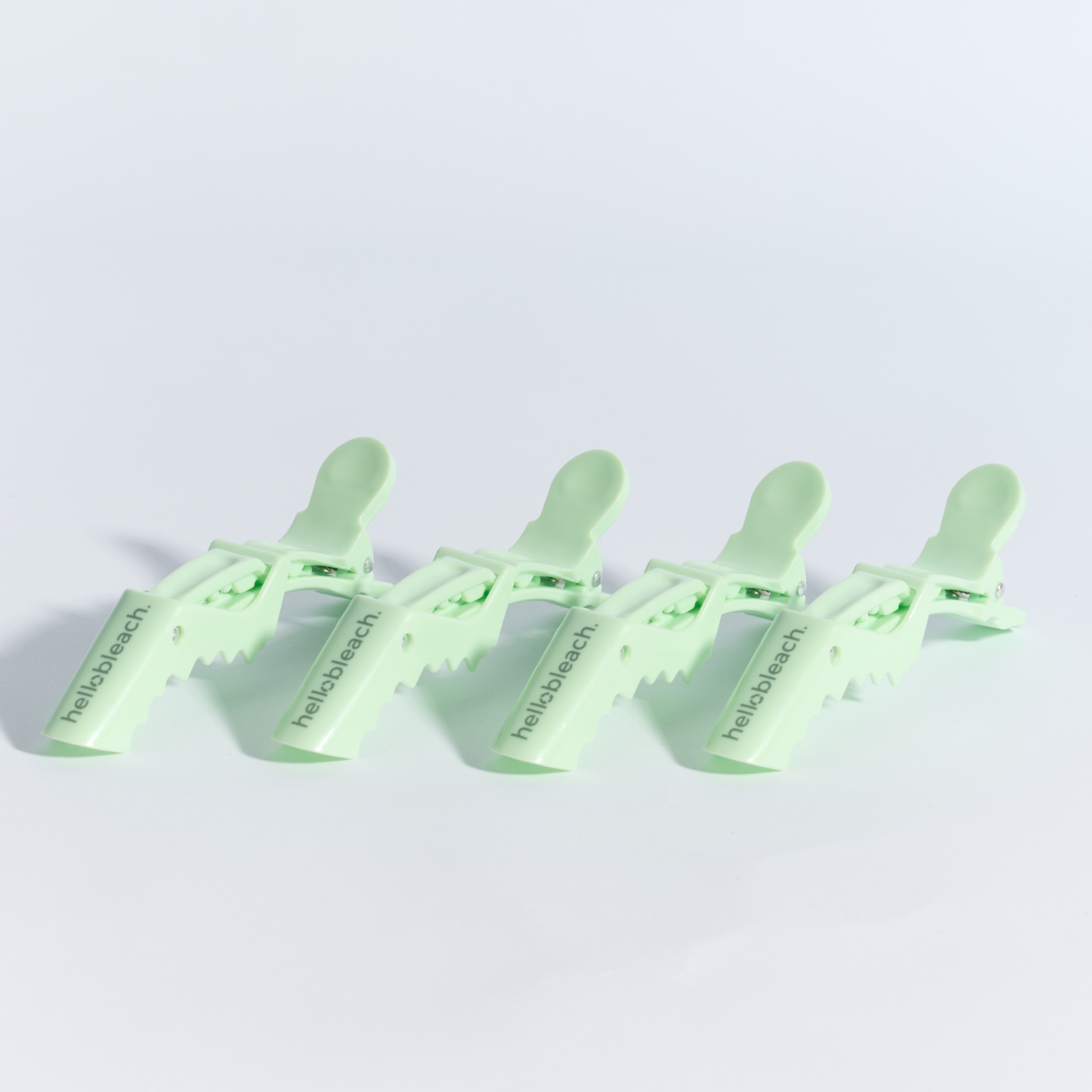 Hello Bleach - The Clip