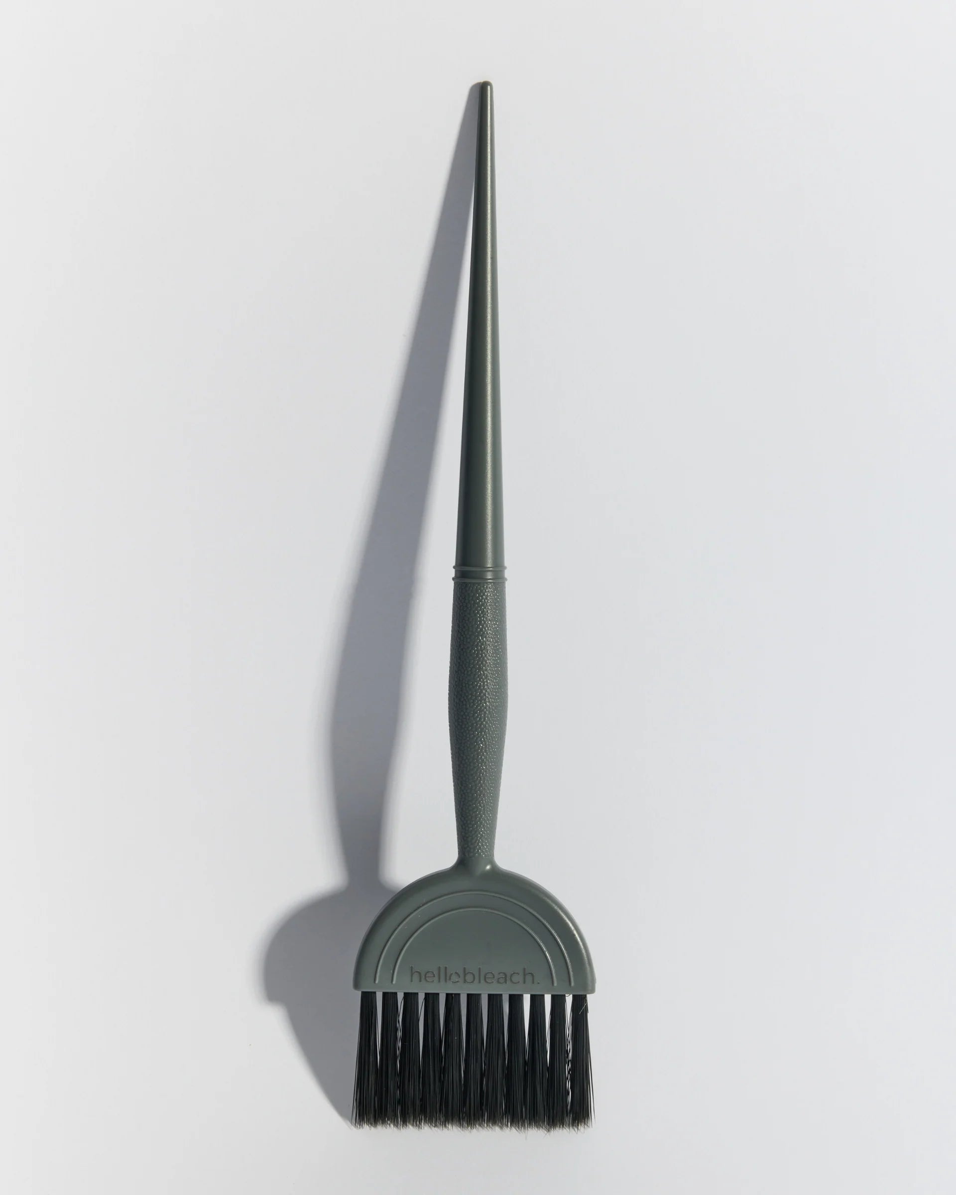 Hello Bleach Medium Tint Brush