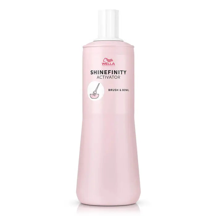 Wella Shinefinity Activator 2% Brush application
